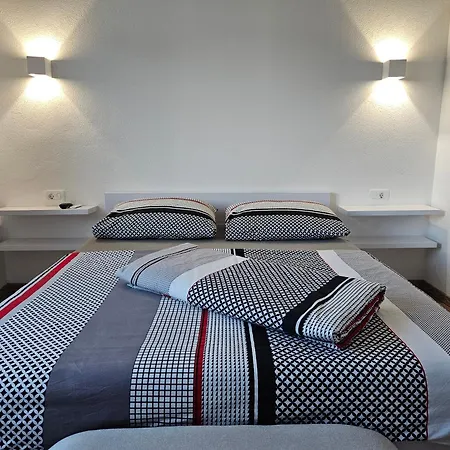 Villa Bevel